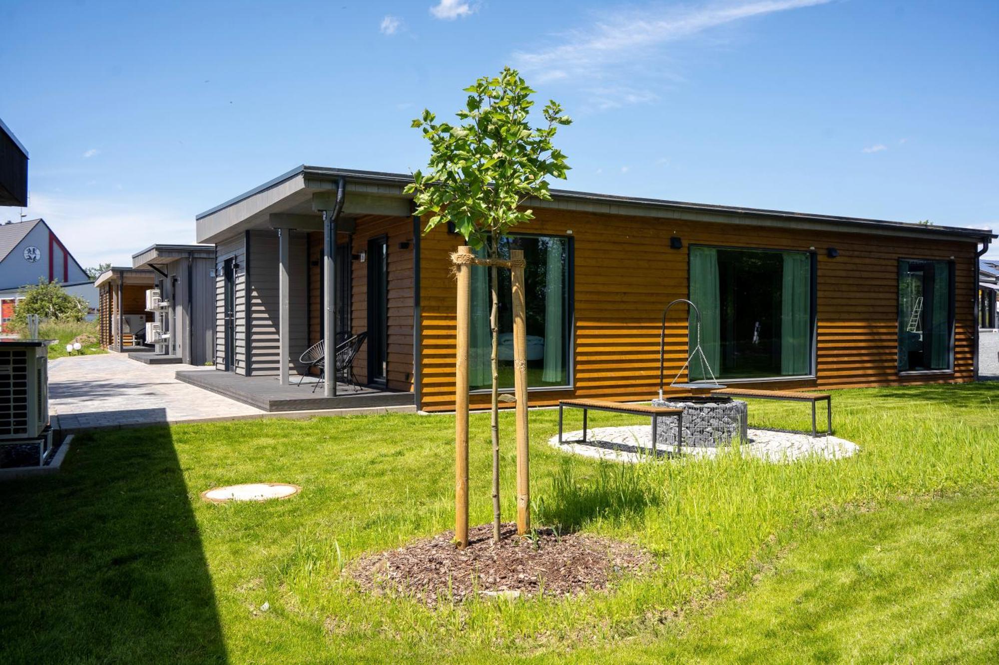 Hotel & Chalets By Revex Schwarzenbach am Wald Exterior photo