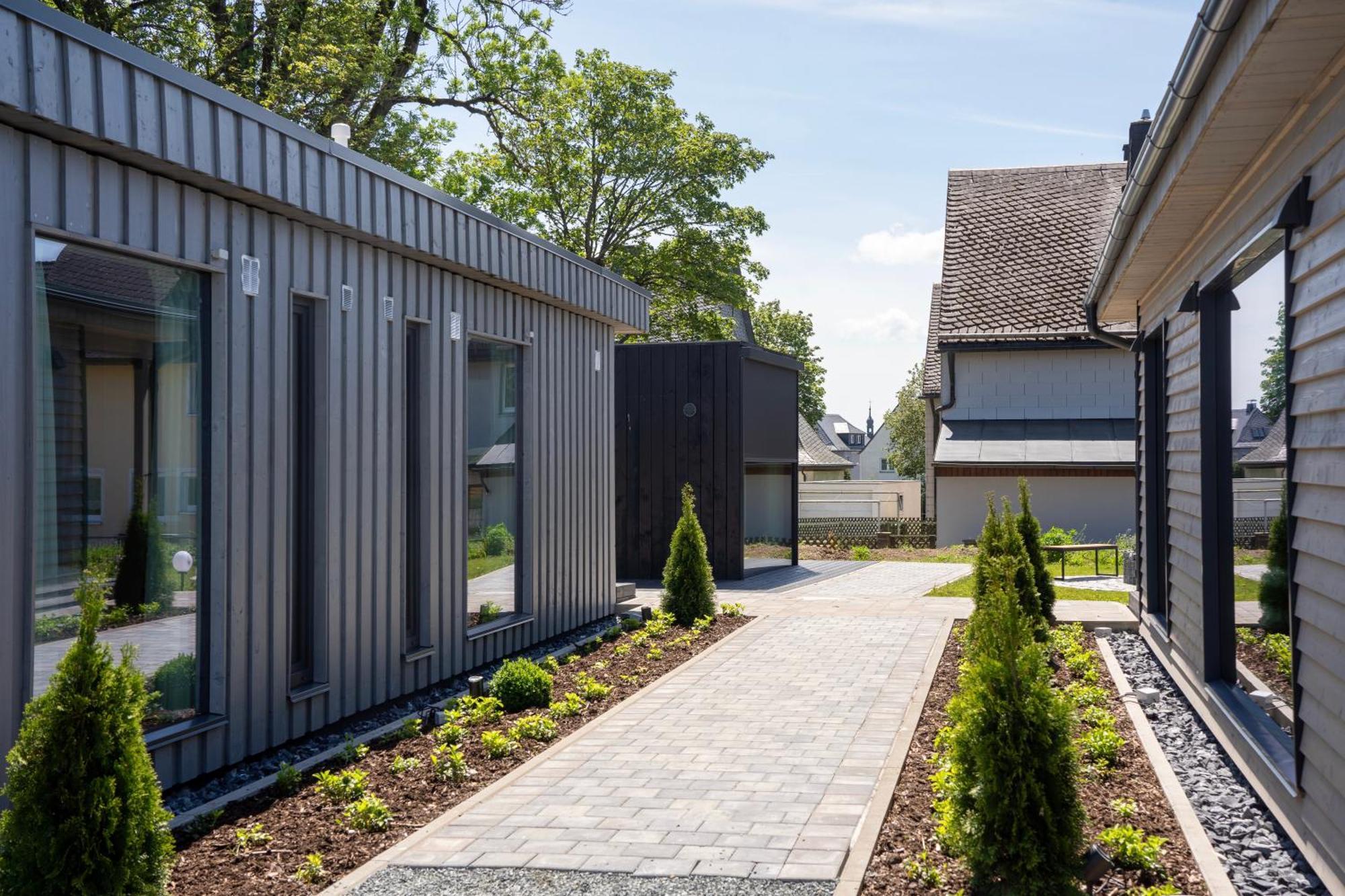 Hotel & Chalets By Revex Schwarzenbach am Wald Exterior photo